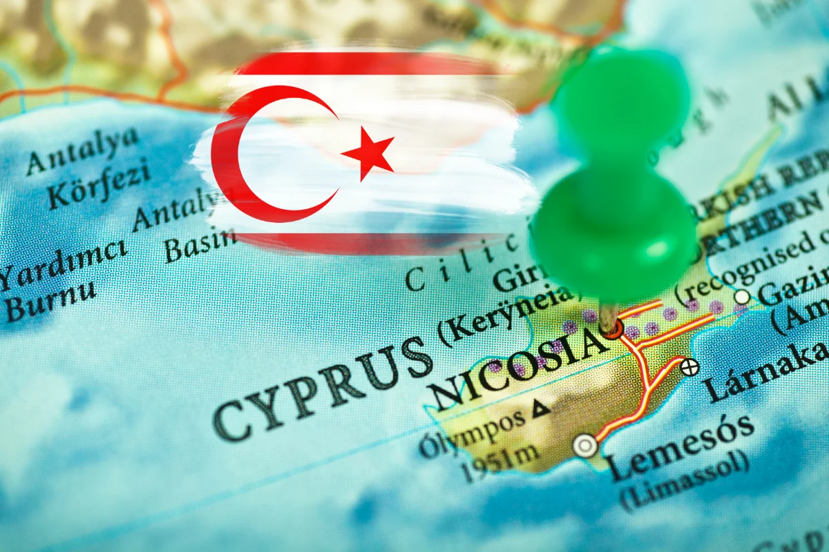 Kıbrıs'ta Rum Tarafına Geçiş